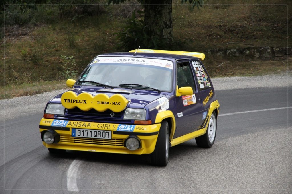 Photo 2 - Cette Super 5 GT Turbo de 1989 est une phase 2 forte de 120